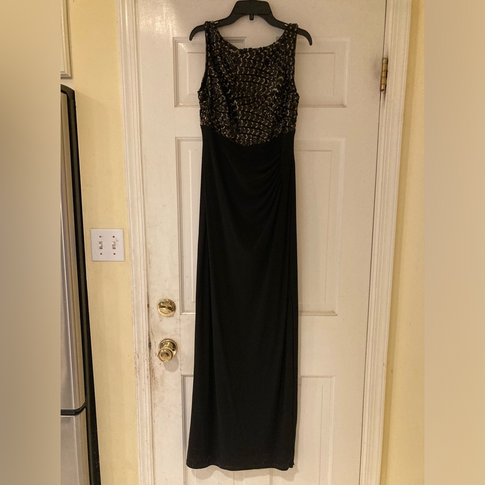 Ralph Lauren black and gold Evening gown dress size 4 NWT style# 253636425001
